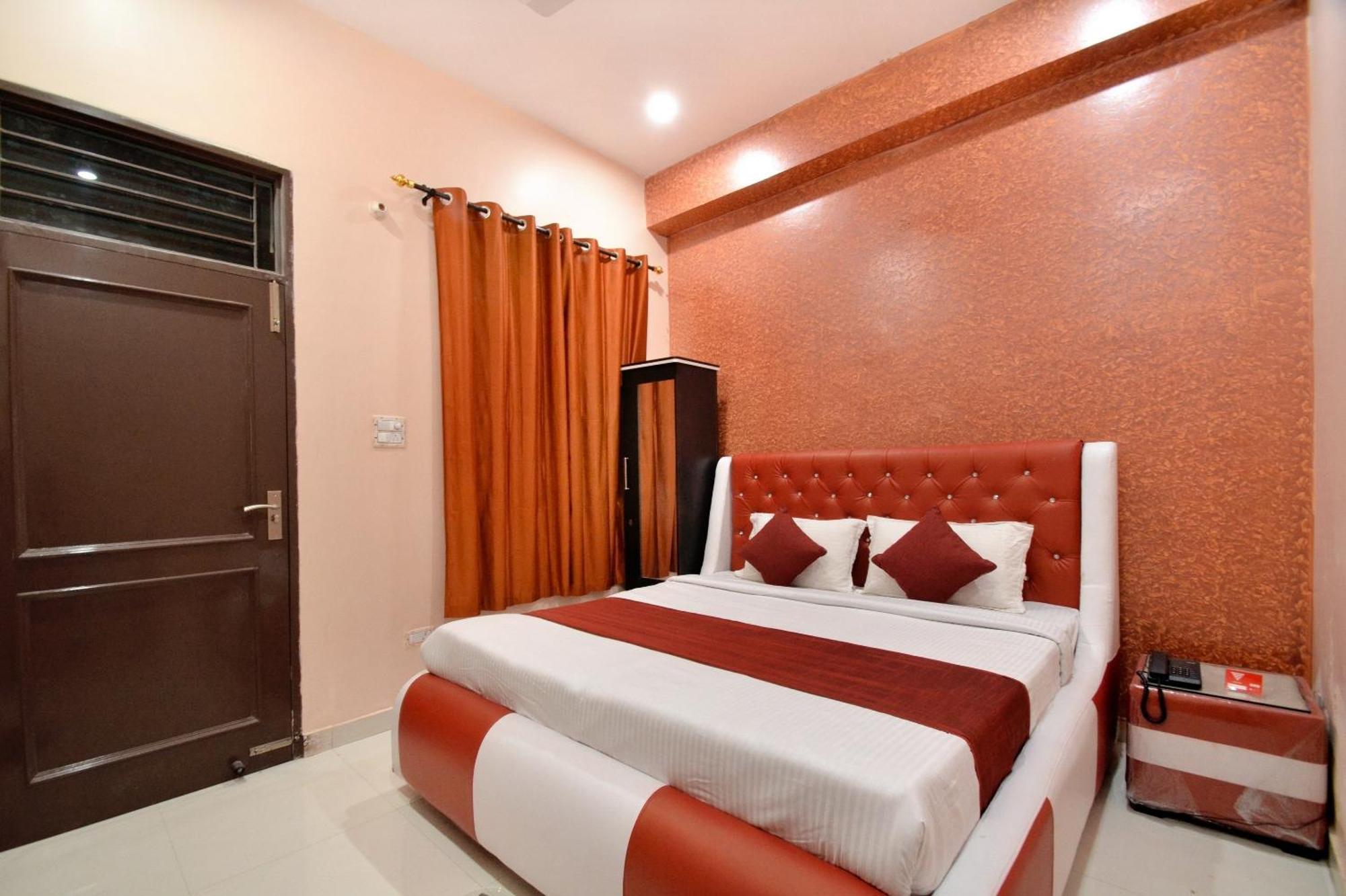 Hotel O Galaxy Nayagaon Exterior foto