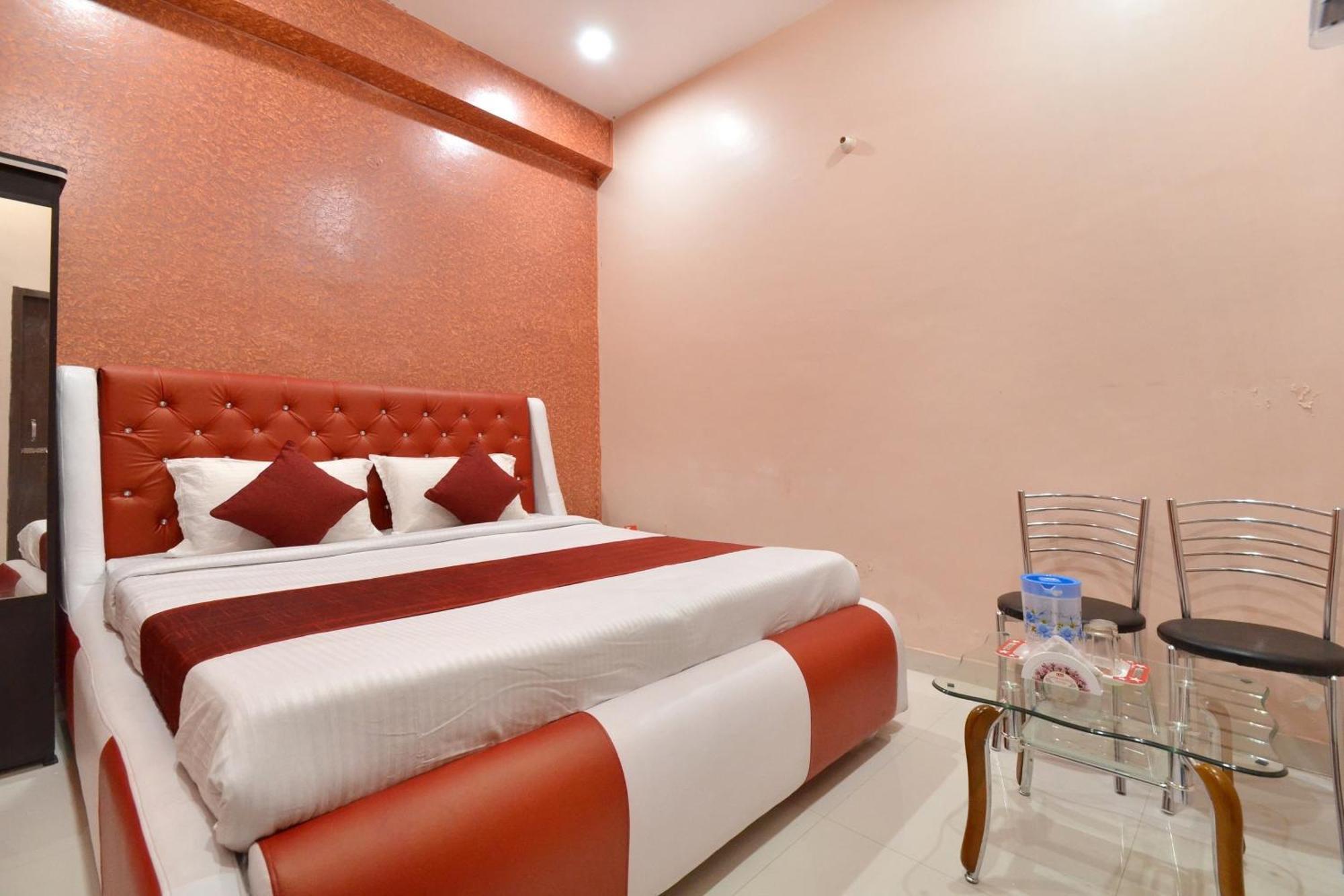 Hotel O Galaxy Nayagaon Exterior foto
